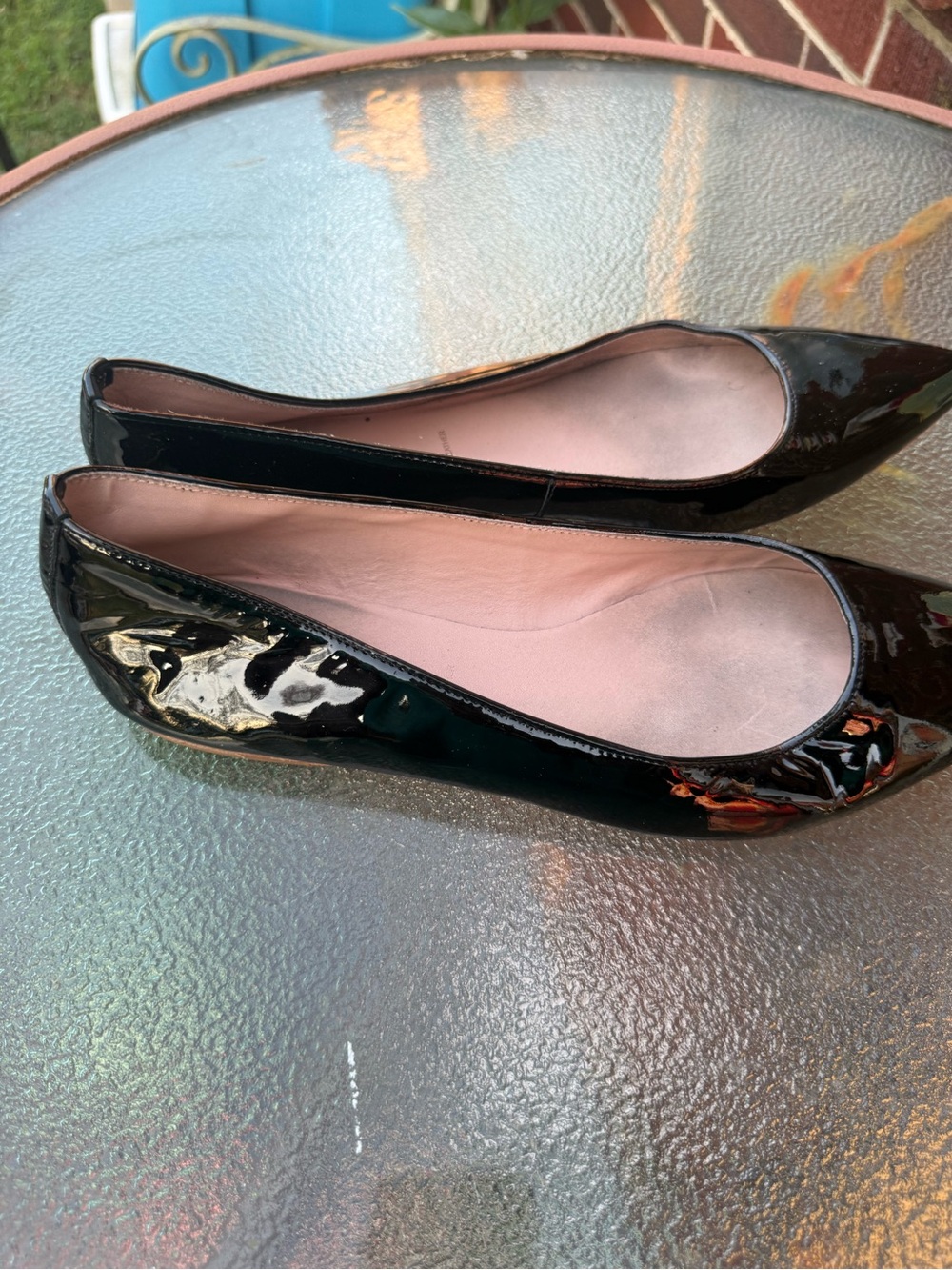 Women's Black Patent Leather Pointed-Toe Ballet Flats